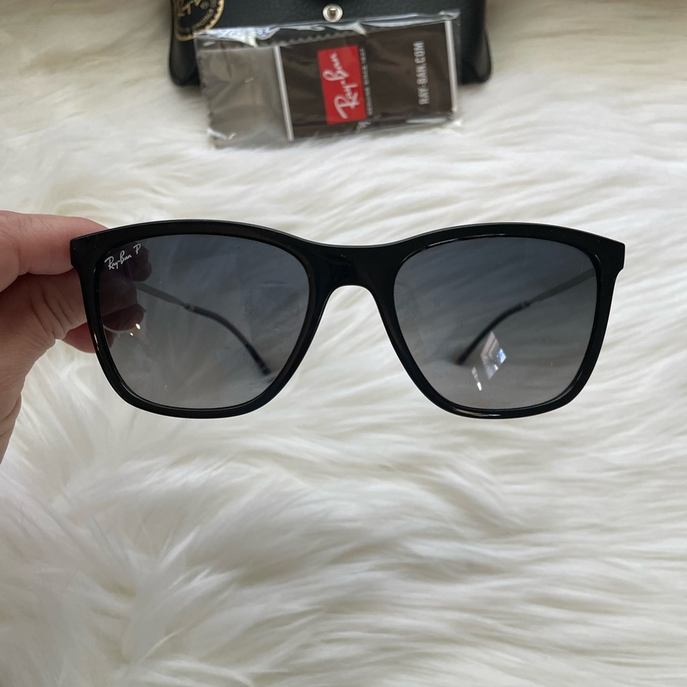 Brand New Ray-Ban Sunglasses - Never Worn